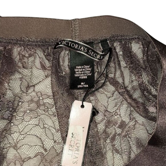 𝅺VICTORIA'S Secret Skirt - Picture 4 of 4